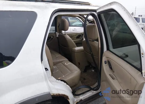 2005 Ford Escape Xlt из США, поврежденный, VIN 1FMYU03165KD62899